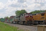 BNSF 753 leads a CREX on a westbound intermodal